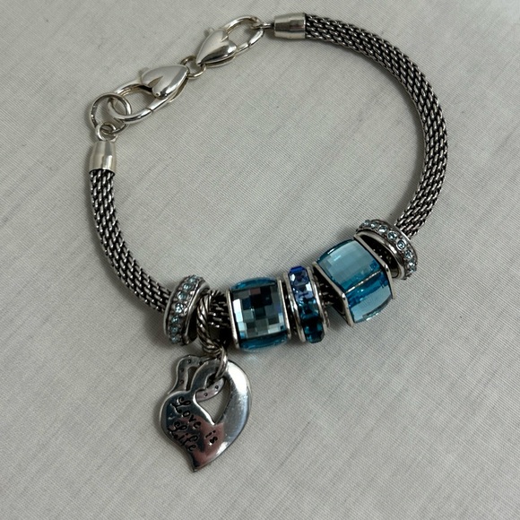 Brighton Beverly Glam Charm Bracelet Blue Crystals 5 Spacers, 1 Charm & Tin - Picture 3 of 10